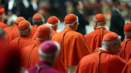 Quanto se ganha no Vaticano? São estes os salários dos cardeais
