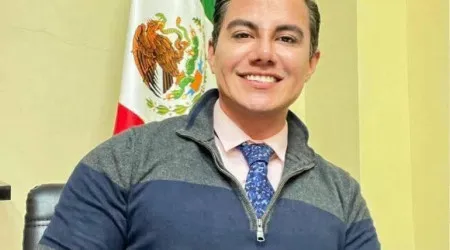Político morto enquanto jantava em restaurante no México