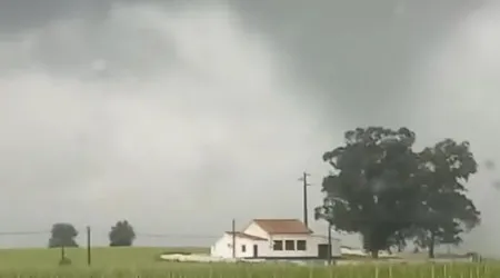 Ventos fortes provocam danos em telhados e infraestruturas em Beja