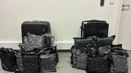 Passageiro traz malas com 37 kg de droga do Sudoeste Asiático para Lisboa