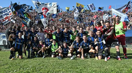 Portugueses festejam em Itália: Pisa está de volta à Serie A após 34 anos