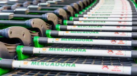 Já o descobriu? Carrinhos da Mercadona escondem um segredo (antirroubo)