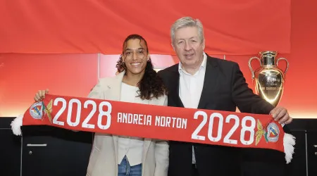 Oficial: Benfica anuncia renovação de 'peso pesado' no futebol feminino