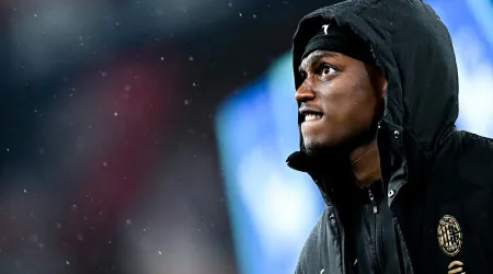 Rafael Leão volta aos golos, mas não escapa a novo 'puxão de orelhas'