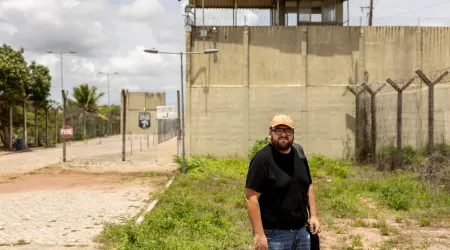 "O meu livro sobre Rabo de Peixe não é um elogio ao crime, é um alerta"