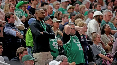 'No Neemias, no party'? Boston Celtics voltam a perder em casa