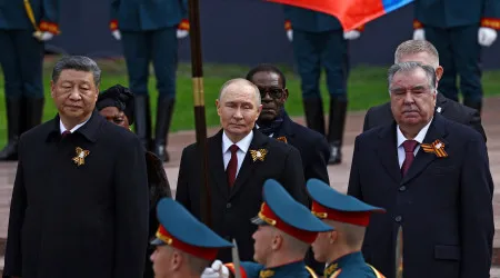 Putin saúda tropas norte-coreanas nas cerimónias do Dia da Vitória