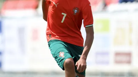 Cristiano Ronaldo assinalou estreia do filho e comentário saltou à vista