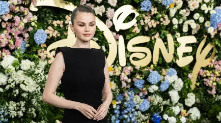 Icónica! O vestido preto de Selena Gomez que é um eterno no roupeiro
