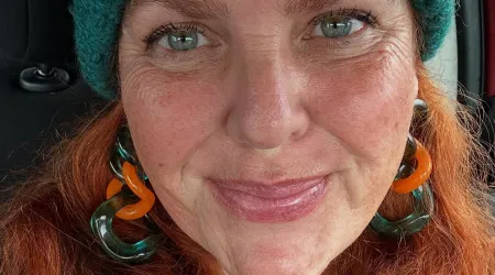 Desgosto de amor? "Rapei o cabelo, vesti-me de preto", revela atriz