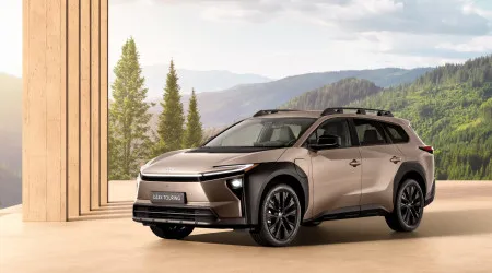 Toyota lança o elétrico mais potente de sempre (com 560 km de autonomia)