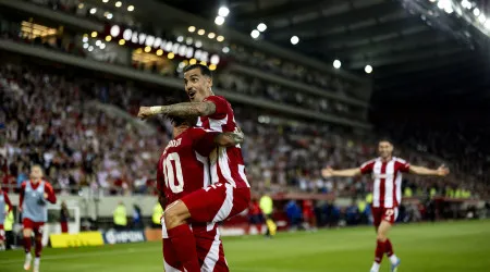 Olympiacos vence Taça da Grécia e assegura 'dobradinha'