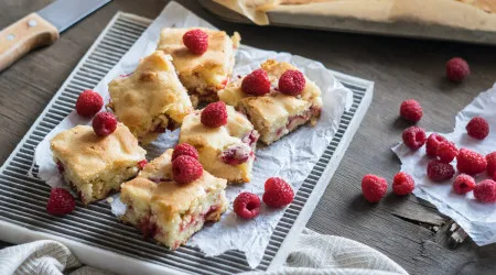 O bolo de framboesa e limão que vai querer fazer para o lanche