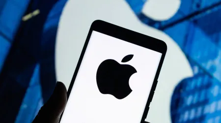 Wall Street fecha em baixa após Trump sugerir taxas sobre UE e Apple