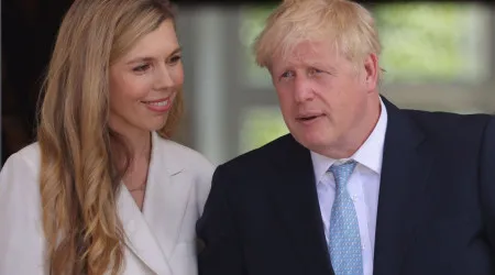 Boris Johnson foi pai... pela nona vez. Veja as imagens da pequena Poppy 