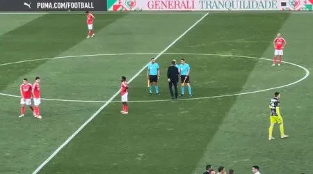 Cumprimentou Rui Borges e dirigiu-se a Godinho. A reação de Bruno Lage
