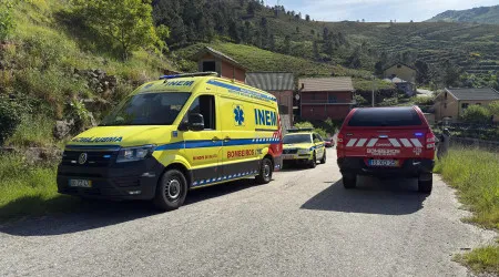 Homem em estado grave após ser atropelado por trator em Mondim de Basto