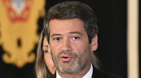 Montenegro "dá ideia de um homem amarrado aos interesses habituais"