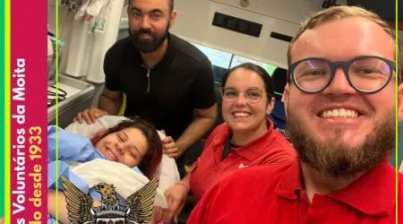 "A vida não espera". Bombeiros da Moita ajudam bebé a nascer em casa