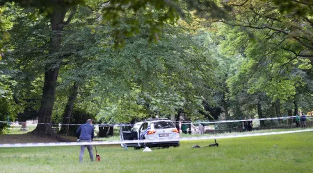 Menino morre atropelado por carro da polícia em Bruxelas. Estava a fugir