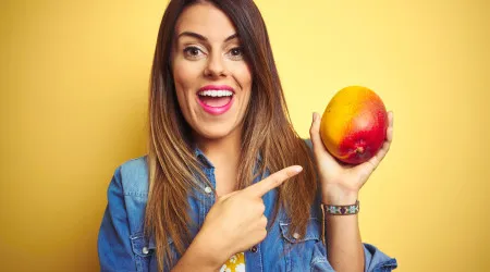 Manga na pós-menopausa traz benefícios para a saúde cardíaca