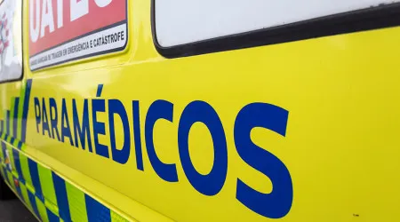 Jovem de 21 anos baleado na cabeça em Madrid. Está em estado muito grave