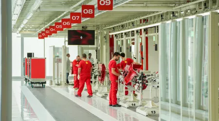 Stellantis e Ferrari vão aumentar salários dos trabalhadores