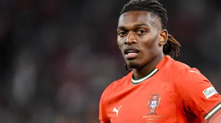 Rafael Leão mais longe do Barcelona. Espanhóis revelam o motivo