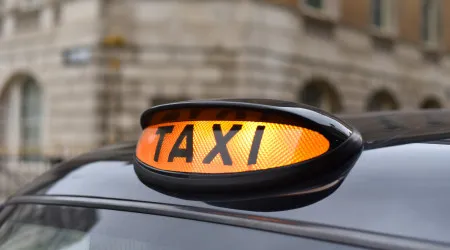 Será este o futuro dos transportes? Reino Unido terá serviço de robotaxi