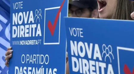 CNE envia para MP queixa sobre largada de notas pela Nova Direita 
