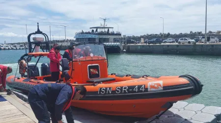 Adolescente resgatado com "sintomas de convulsões" na ilha da Berlenga 