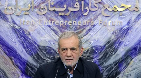 Presidente iraniano ameaça resposta "mais forte" se ataques continuarem