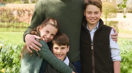 Charlotte foi ao closet da mãe Kate Middleton? A peça usada pela princesa