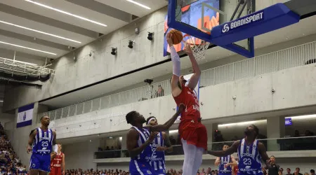 Benfica 'limpa' FC Porto e sagra-se tetracampeão nacional de basquetebol
