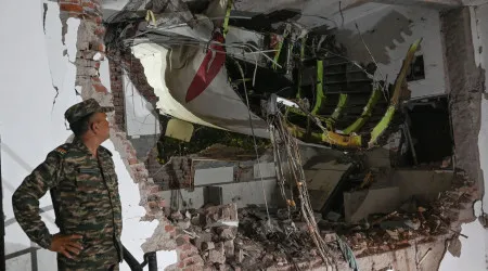 O 2.º milagre do 11A? Homem cancelou viagem em voo da Air India que caiu