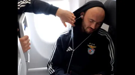 Das brincadeiras ao foco. Eis a viagem do Benfica para estreia no Mundial