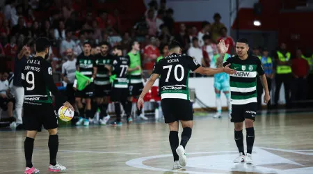 Sporting 'vinga' derrota nos penáltis ante o Benfica e empata o playoff