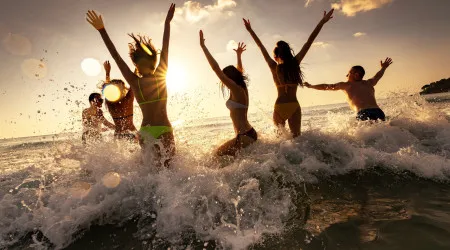 Estes quatro signos vão ter o melhor e mais divertido verão de sempre