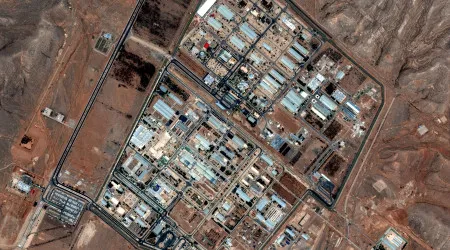 Ataque contra central nuclear iraniana Isfahan foi "em grande escala"