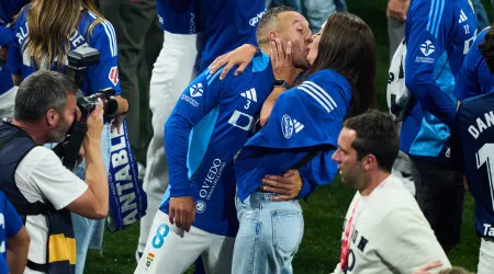 O verdadeiro conto de fadas. Santi Cazorla guia Real Oviedo à La Liga