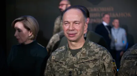 Exército ucraniano impede avanço russo e recupera posições em Sumi