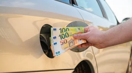 Preços dos combustíveis disparam hoje. Se quer poupar, siga esta dica