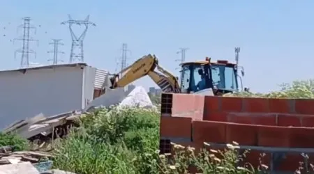 Desalojados por demolições em Loures dormem "ao relento"