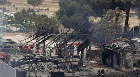 As imagens da destruição causada por explosão em posto de combustível