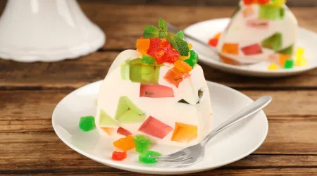 Sobremesas frescas para dias de calor? Experimente estas com gelatina