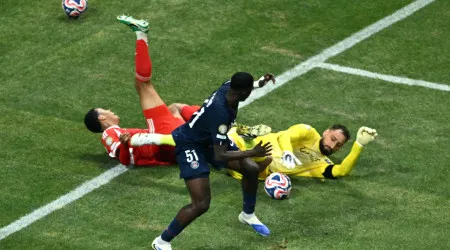Neuer 'condena' Donnarumma após grave lesão de Musiala: "Disse-lhe..."