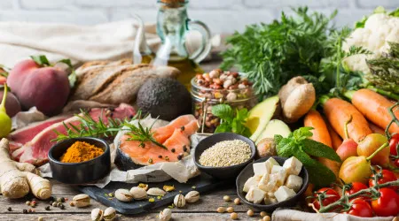 'Superdieta' com dois planos alimentares pode reduzir risco de demência