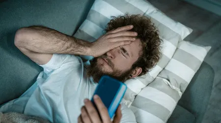 Cinco hábitos matinais que estão prejudicar (e muito) a sua saúde mental