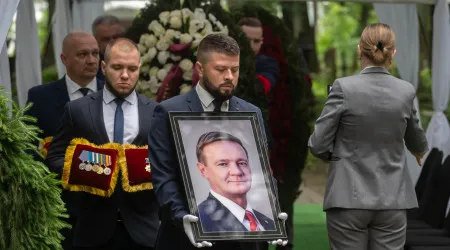 Putin não foi a funeral de ex-ministro (que alegadamente se suicidou)