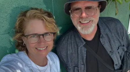 O reencontro de Dwight e Pam de 'The Office'. "Mulher incrível e linda"